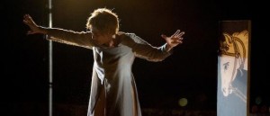 Elisabetta Pozzi è "Giovanna D'Arco" al Teatro Arlecchino di Voghera